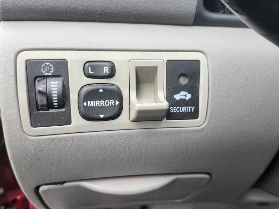 2006 Toyota Corolla 9th Gen - Image 15 of 19