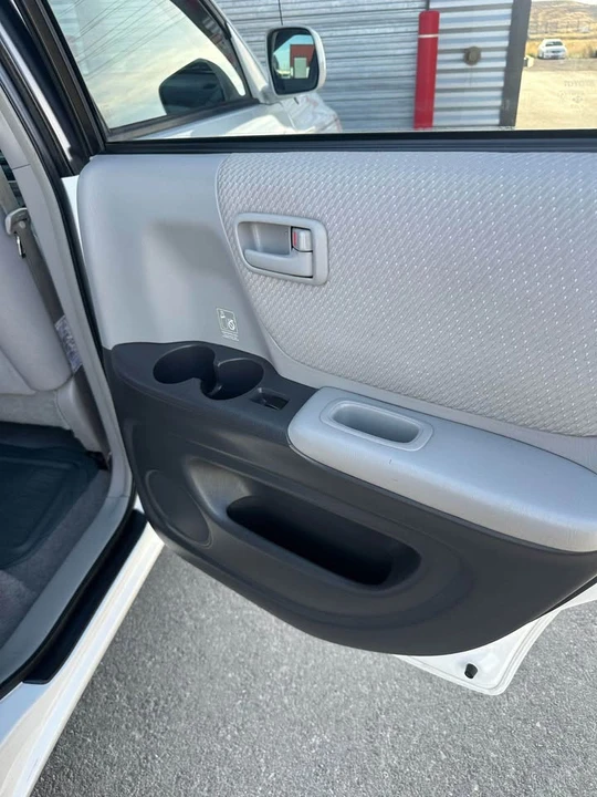 2006 Toyota Highlander - Image 9 of 13