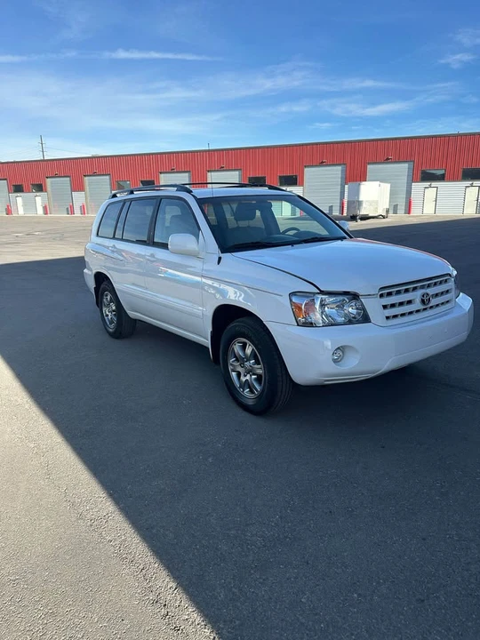 2006 Toyota Highlander - Image 2 of 13