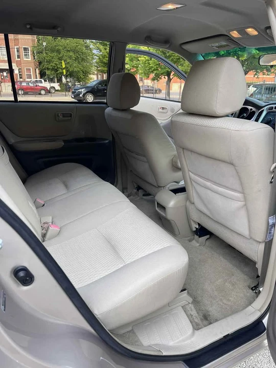2006 Toyota Highlander - Image 10 of 13