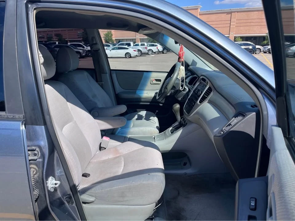 2006 Toyota Highlander - Image 8 of 10