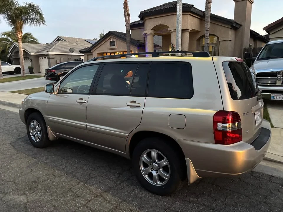2006 Toyota Highlander - Image 3 of 9