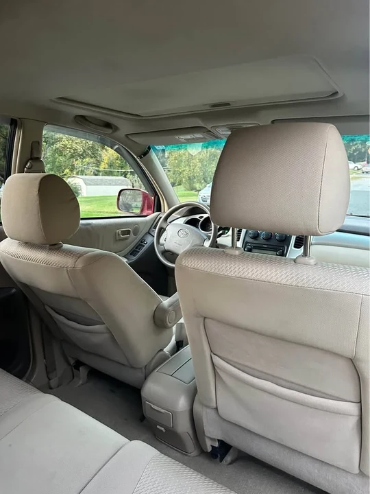 2006 Toyota Highlander - Image 14 of 16
