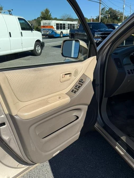 2006 Toyota Highlander - Image 14 of 15