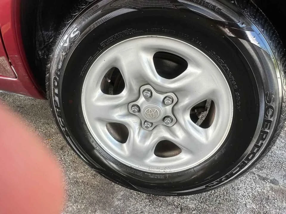 2006 Toyota Highlander - Image 10 of 10