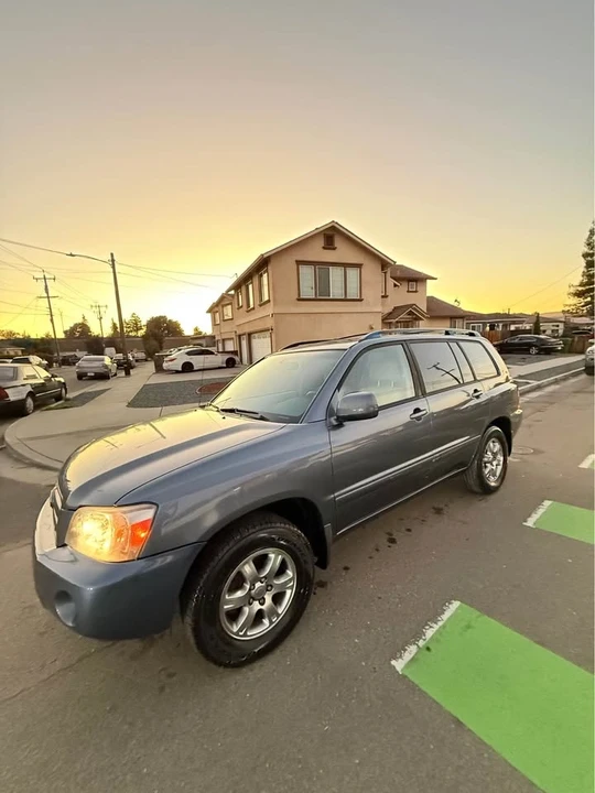 2006 Toyota Highlander - Image 2 of 9