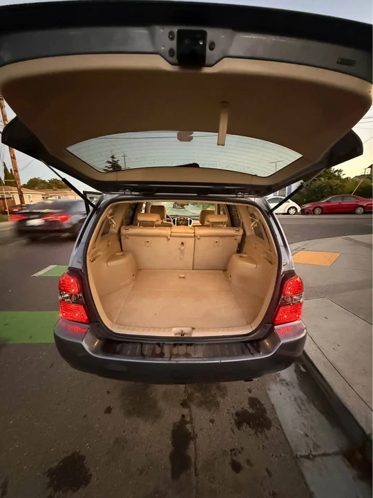 2006 Toyota Highlander - Image 9 of 9