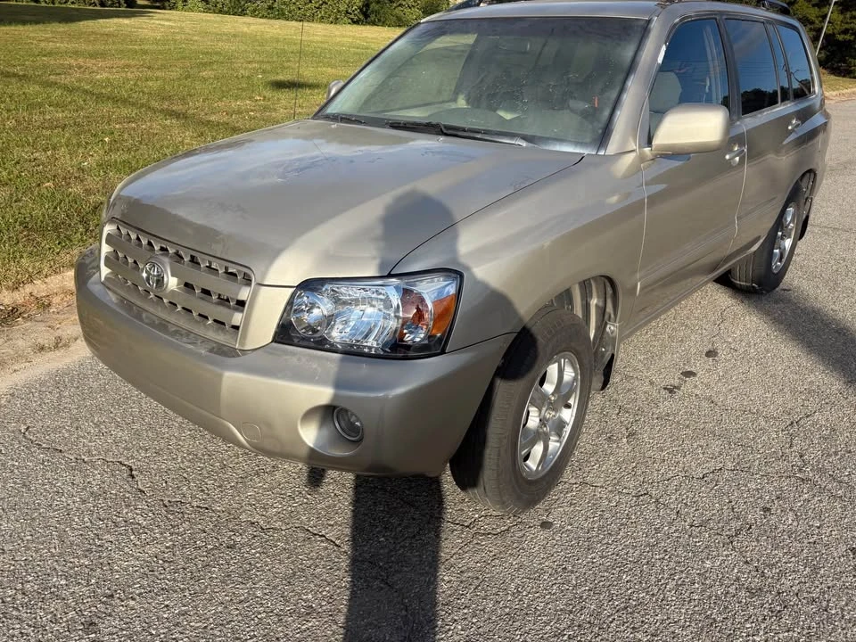 2006 Toyota Highlander - Image 2 of 11