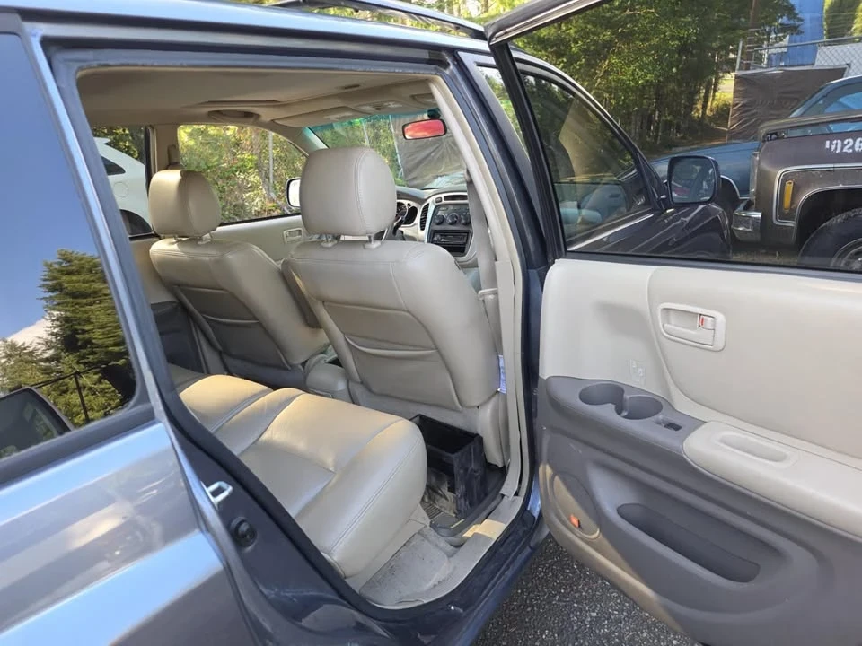 2006 Toyota Highlander - Image 9 of 18