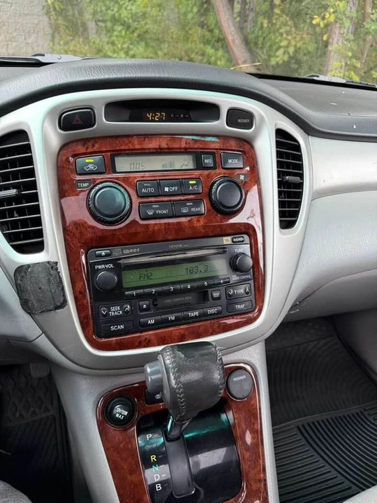 2006 Toyota Highlander - Image 6 of 10