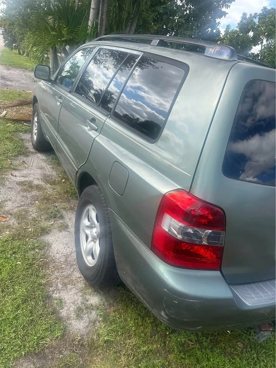 2006 Toyota Highlander - Image 2 of 9