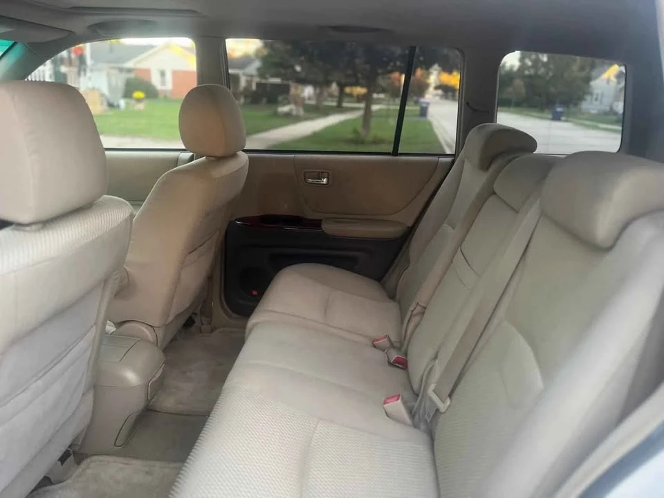 2006 Toyota Highlander - Image 8 of 10
