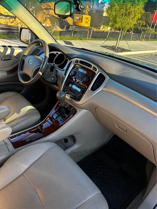 2006 Toyota Highlander - Image 9 of 12