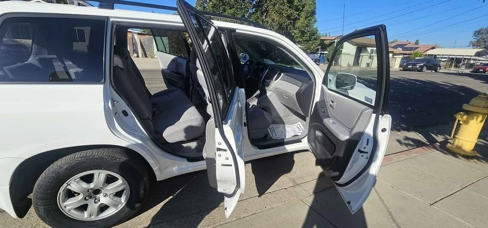 2006 Toyota Highlander - Image 17 of 18