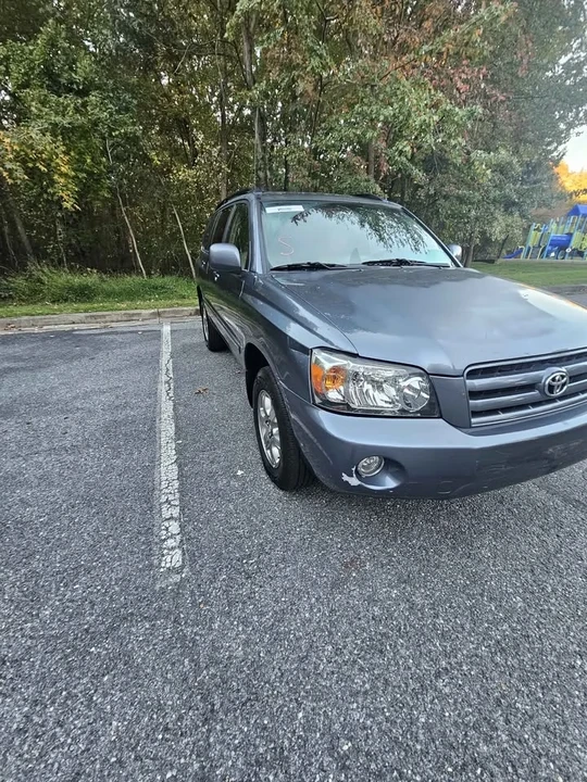 2006 Toyota Highlander - Image 2 of 19
