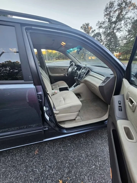 2006 Toyota Highlander - Image 13 of 19