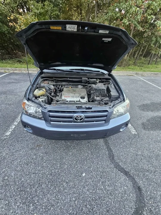 2006 Toyota Highlander - Image 10 of 19
