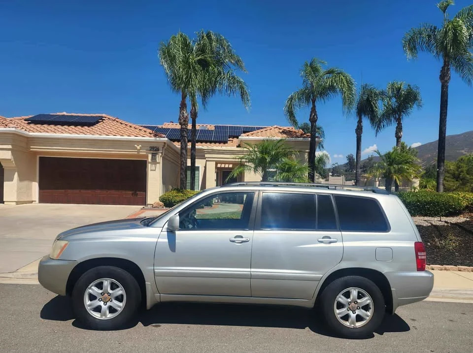 2006 Toyota Highlander - Image 2 of 16