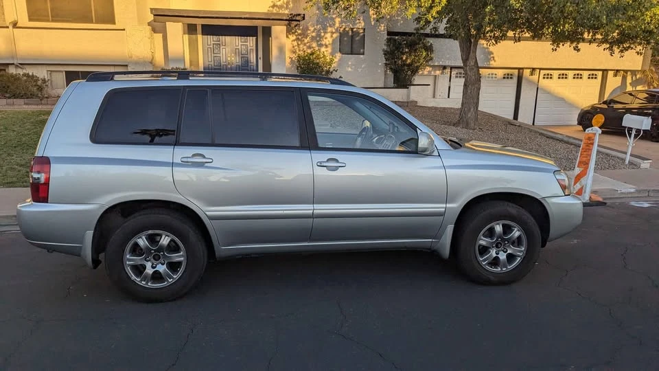 2006 Toyota Highlander - Image 6 of 12