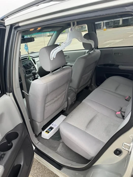 2006 Toyota Highlander - Image 11 of 16