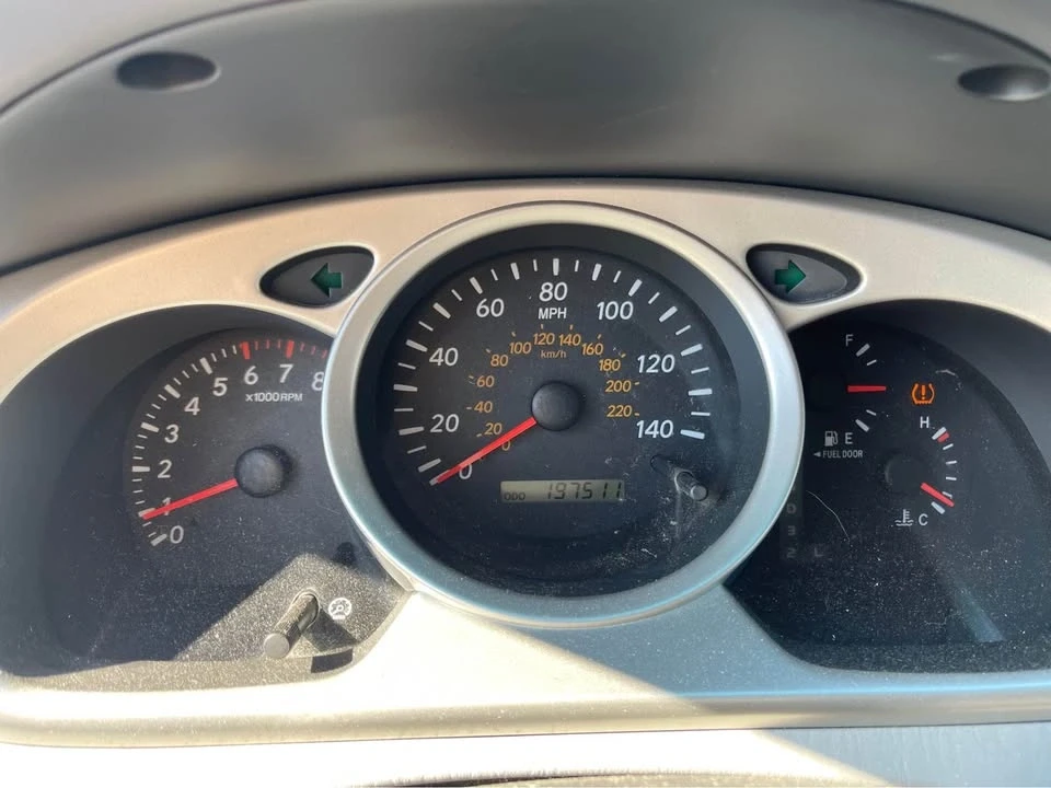 2006 Toyota Highlander - Image 10 of 12