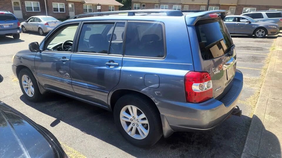 2006 Toyota Highlander - Image 2 of 12