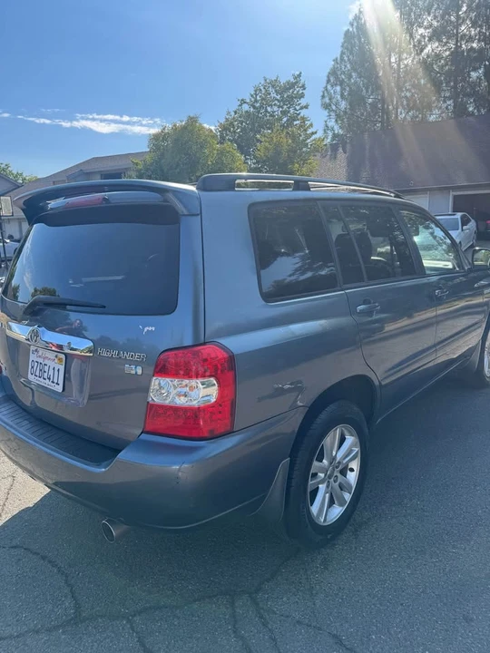 2006 Toyota Highlander - Image 2 of 11