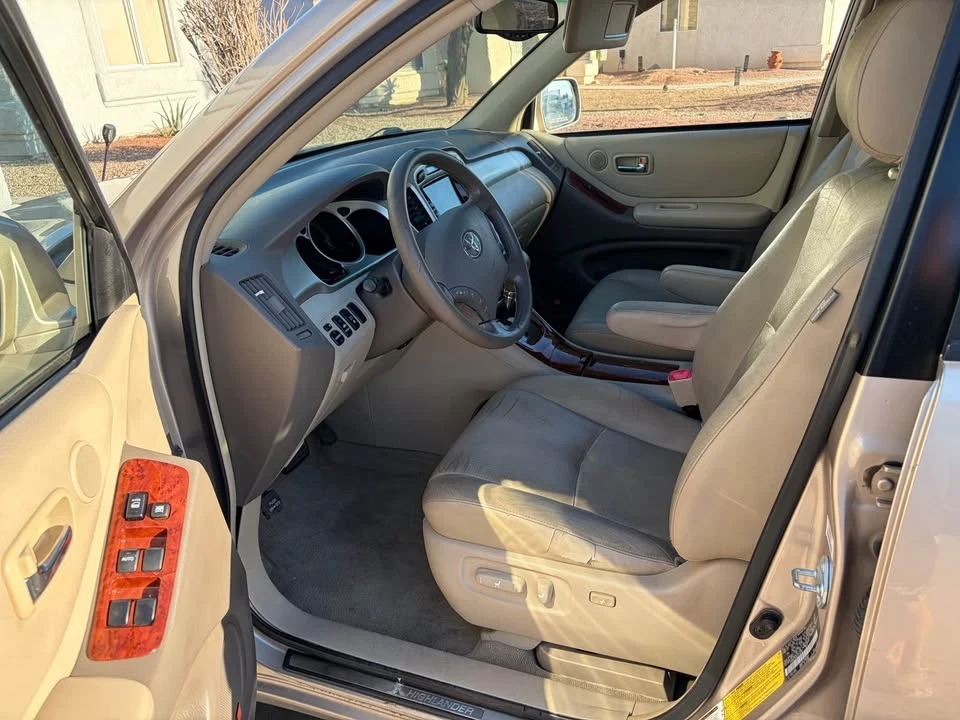 2006 Toyota Highlander - Image 8 of 13