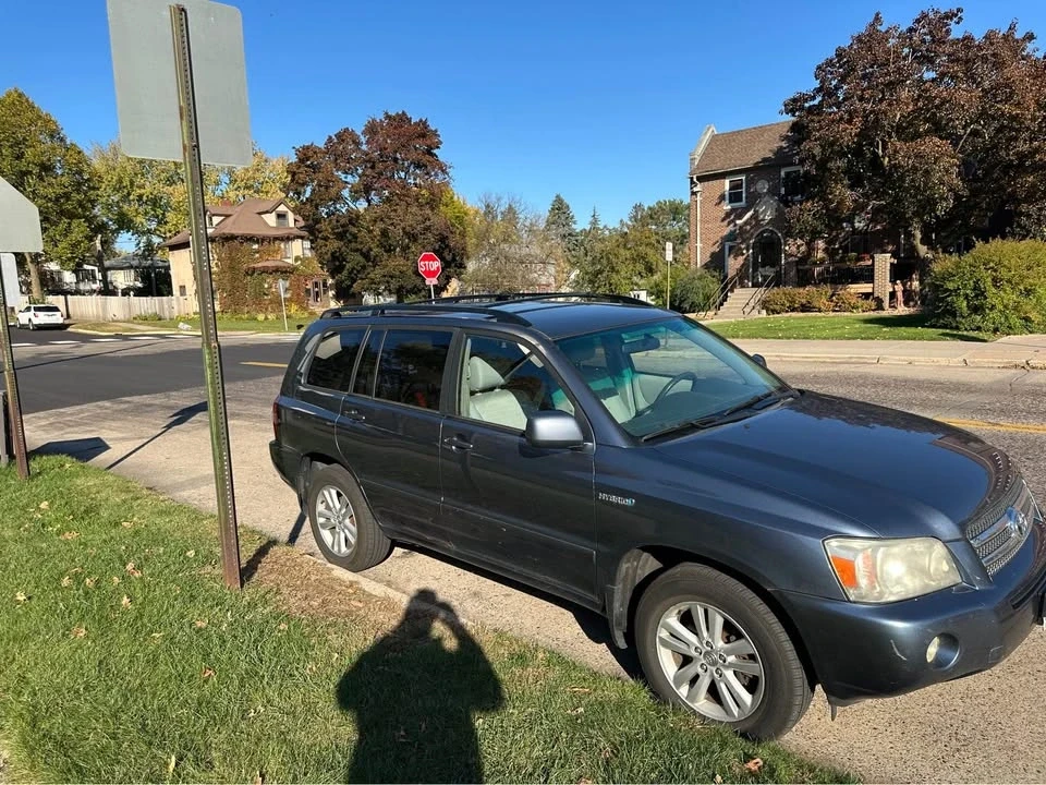 2006 Toyota Highlander - Image 2 of 13