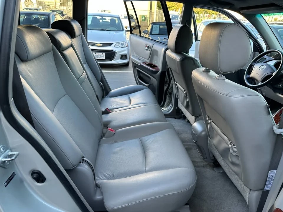 2006 Toyota Highlander - Image 12 of 16