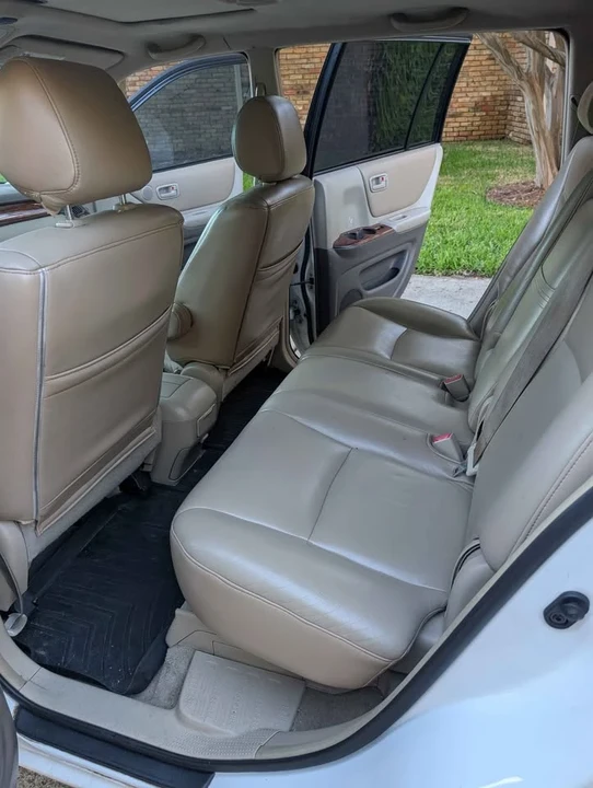 2006 Toyota Highlander - Image 10 of 15