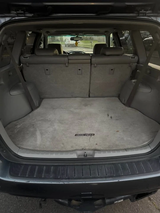 2006 Toyota Highlander - Image 17 of 19