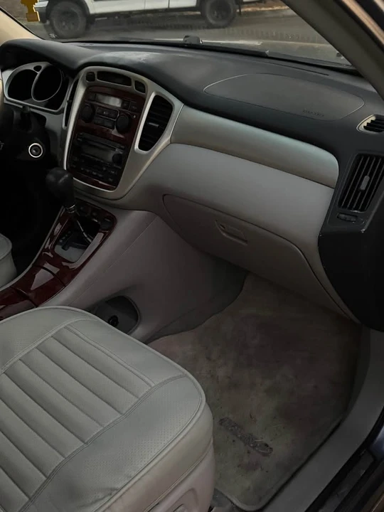 2006 Toyota Highlander - Image 13 of 19