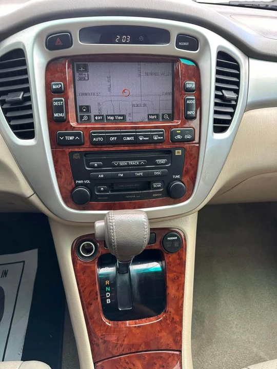 2006 Toyota Highlander - Image 14 of 15