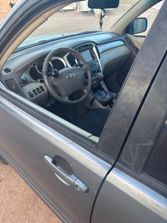 2006 Toyota Highlander - Image 3 of 6