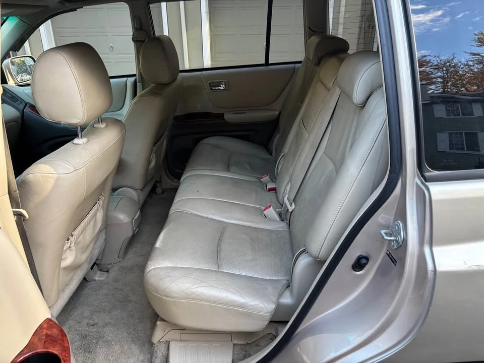 2006 Toyota Highlander - Image 8 of 9