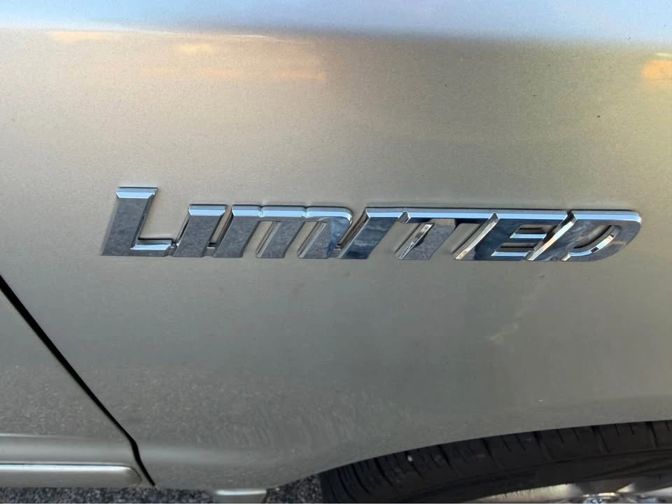 2006 Toyota Highlander - Image 8 of 16