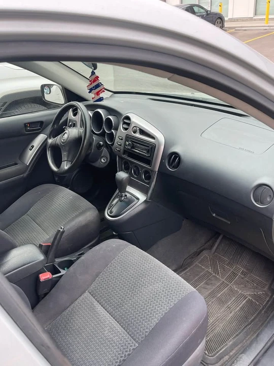 2006 Toyota Matrix 1st Gen - Image 5 of 6