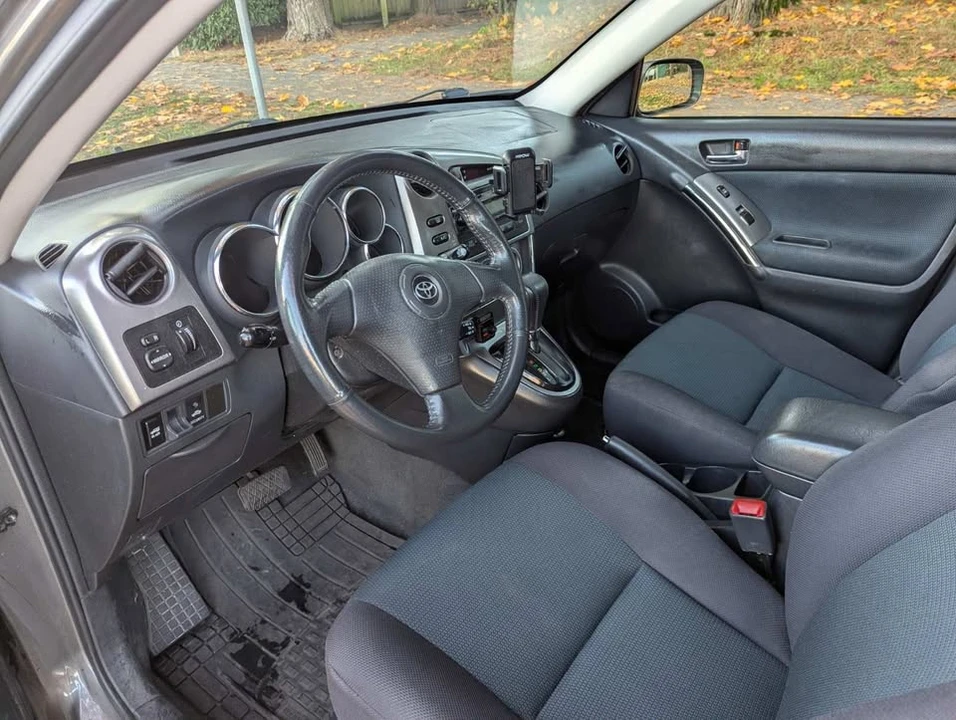 2006 Toyota Matrix 1st Gen - Image 6 of 13