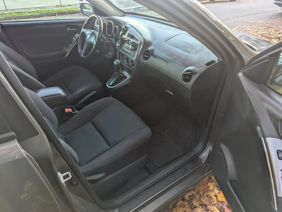 2006 Toyota Matrix 1st Gen - Image 3 of 13