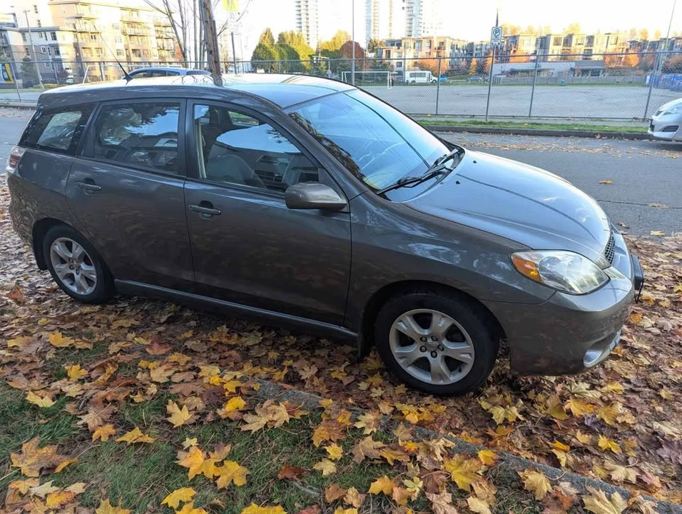 2006 Toyota Matrix 1st Gen - Image 10 of 13