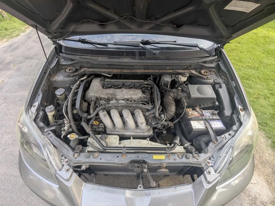2006 Toyota Matrix 1st Gen - Image 9 of 11