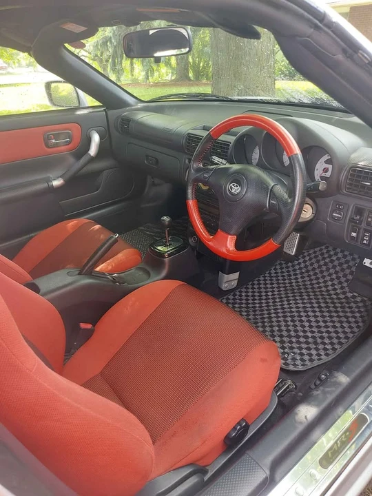 2006 Toyota MR2 Spyder/MR-S - Image 13 of 17