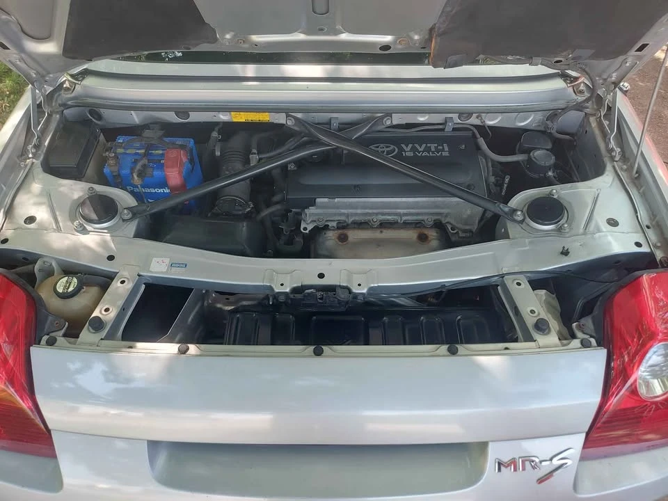 2006 Toyota MR2 Spyder/MR-S - Image 16 of 17