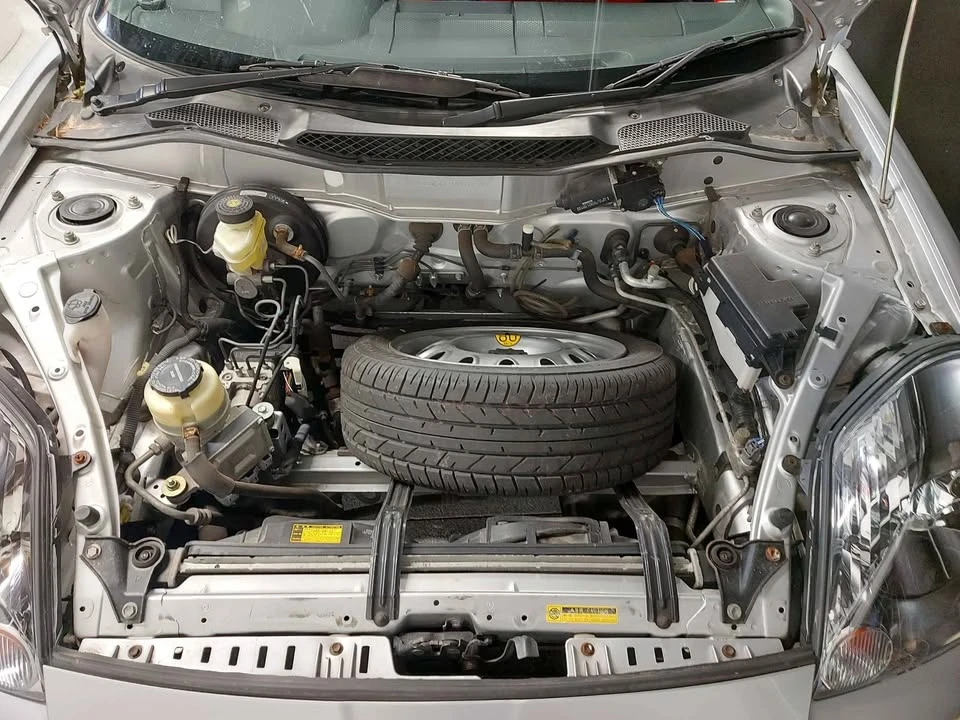 2006 Toyota MR2 Spyder/MR-S - Image 17 of 17