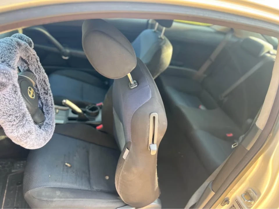 2006 Scion xA - Image 9 of 9