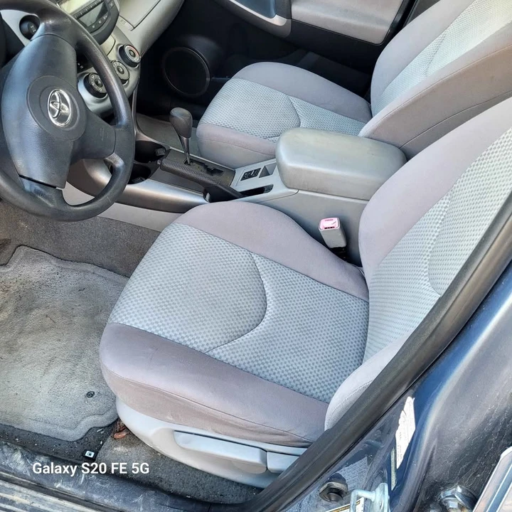 2006 Toyota RAV4 3rd Gen - Image 4 of 8