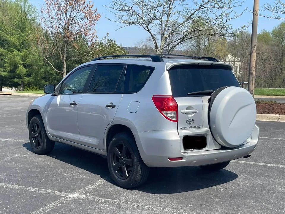 2006 Toyota RAV4 3rd Gen - Image 3 of 7