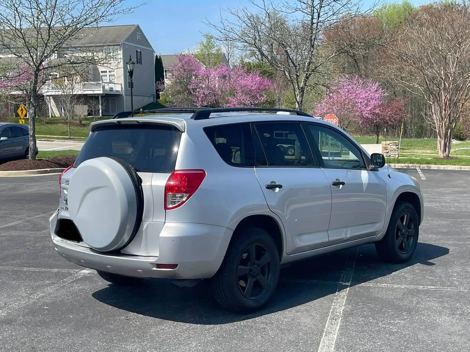 2006 Toyota RAV4 3rd Gen - Image 4 of 7
