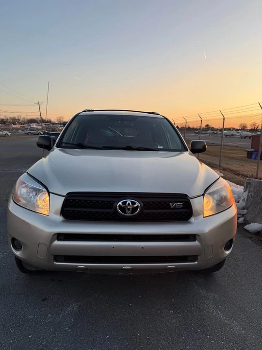 2006 Toyota RAV4 3rd Gen - Image 14 of 20